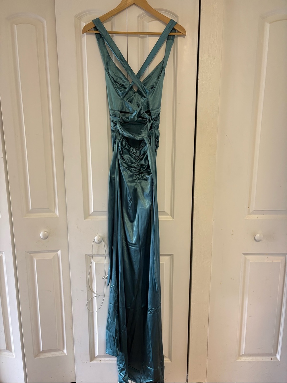 Teal Satin V-Neck Evening Dress - Women